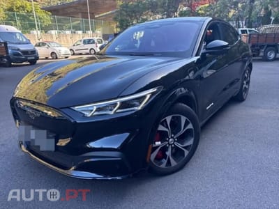Ford Mustang Mach-E Premium AWD