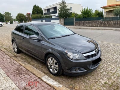 Opel Astra GTC