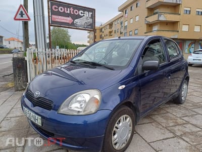 Toyota Yaris 1.0 Base