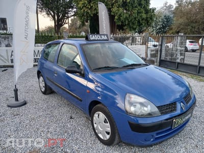 Renault Clio 1.2 8v