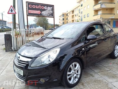 Opel Corsa 1.2 Black Edition