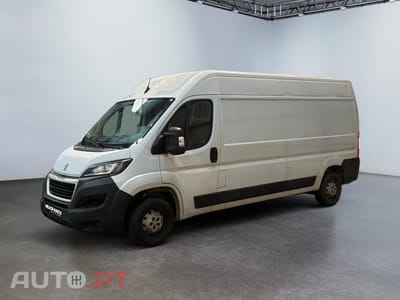 Peugeot Boxer 2.2 BlueHDi 335 L3H2 Premium