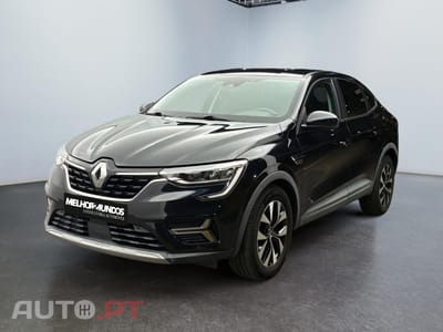 Renault Arkana E-Tech Business