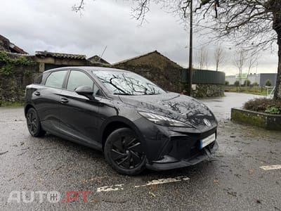 MG MG4 51 kWh Standard