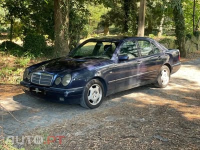 Mercedes-Benz E 300 TD Classic
