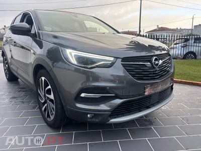 Opel Grandland (X) 1.2 T Design & Tech AT