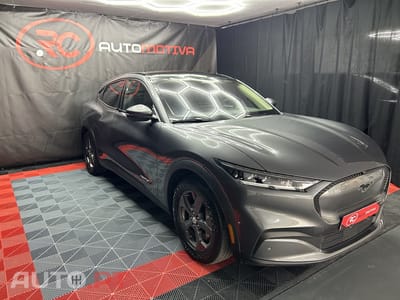 Ford Mustang Mach-E 98.7 kWh Premium
