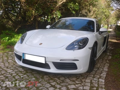 Porsche Cayman 718 2.0