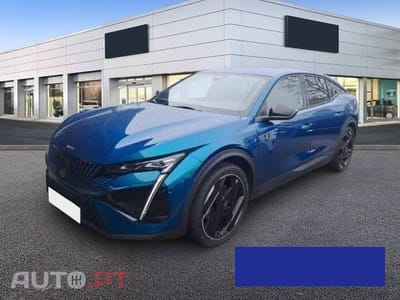 Peugeot 408 1.6 Hybrid First Edition