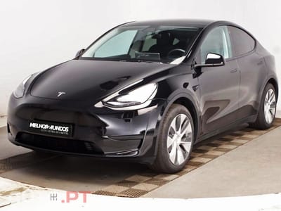 Tesla Model Y StandardRWD