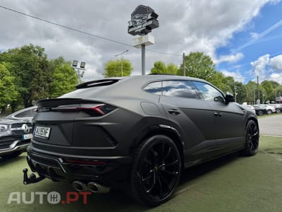 Lamborghini Urus 4.0 V8