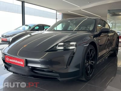 Porsche Taycan 4