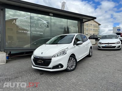 Peugeot 208 1.2 PureTech Signature
