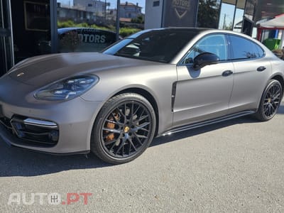 Porsche Panamera 4 E-Hybrid