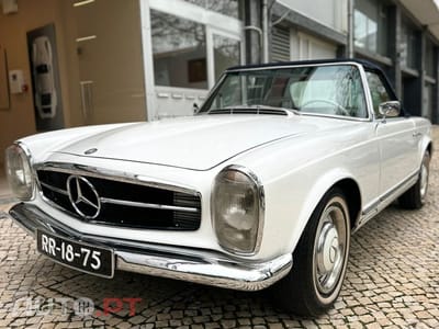 Mercedes-Benz SL 230 Pagode