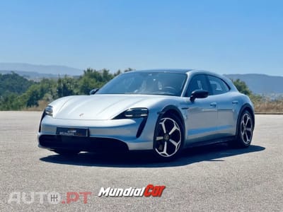 Porsche Taycan 4