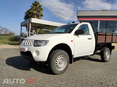Mitsubishi L200 2.5 DID 4X4 CAB. SIMPLES