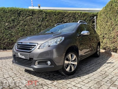 Peugeot 2008 1.2 PureTech Style