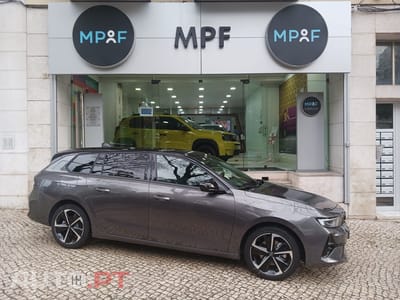 Opel Astra Sports Tourer 1.2 T Hybrid GS eDCT