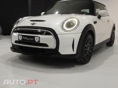 MINI Cooper Cooper SE Premium Essential