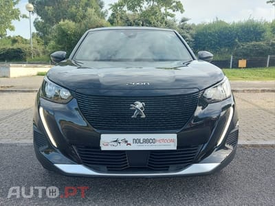 Peugeot E-2008 50 kWh Active Pack