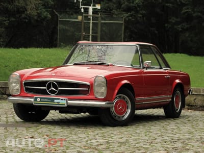 Mercedes-Benz 230 SL