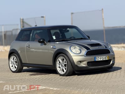 MINI Cooper Cooper S