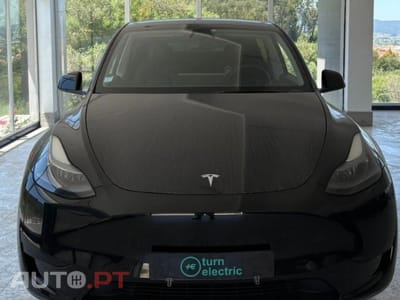 Tesla Model Y RWD