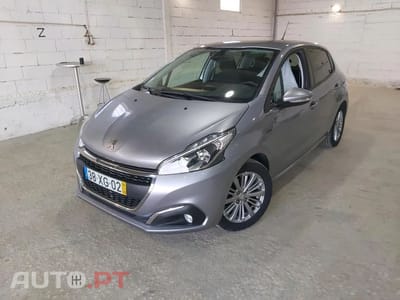 Peugeot 208 1.2 PureTech Signature