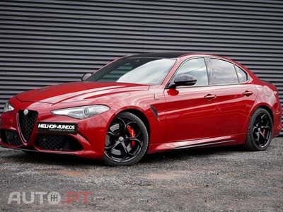 Alfa Romeo Giulia 2.9 V6 Bi-Turbo AT8 Quadrifoglio